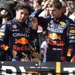 Arsip - Duet pebalap Red Bull Sergio Perez dan Max Verstappen di Grand Prix Belgia, Spa-Francorchamps. (28/8/2022) (AFP/GEERT VANDEN WIJNGAERT)-1668570075