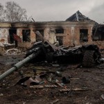 Arsip foto: Rongsokan tank Rusia di Perang Ukraina. REUTERS/Thomas Peter (REUTERS/THOMAS PETER)-1668567477