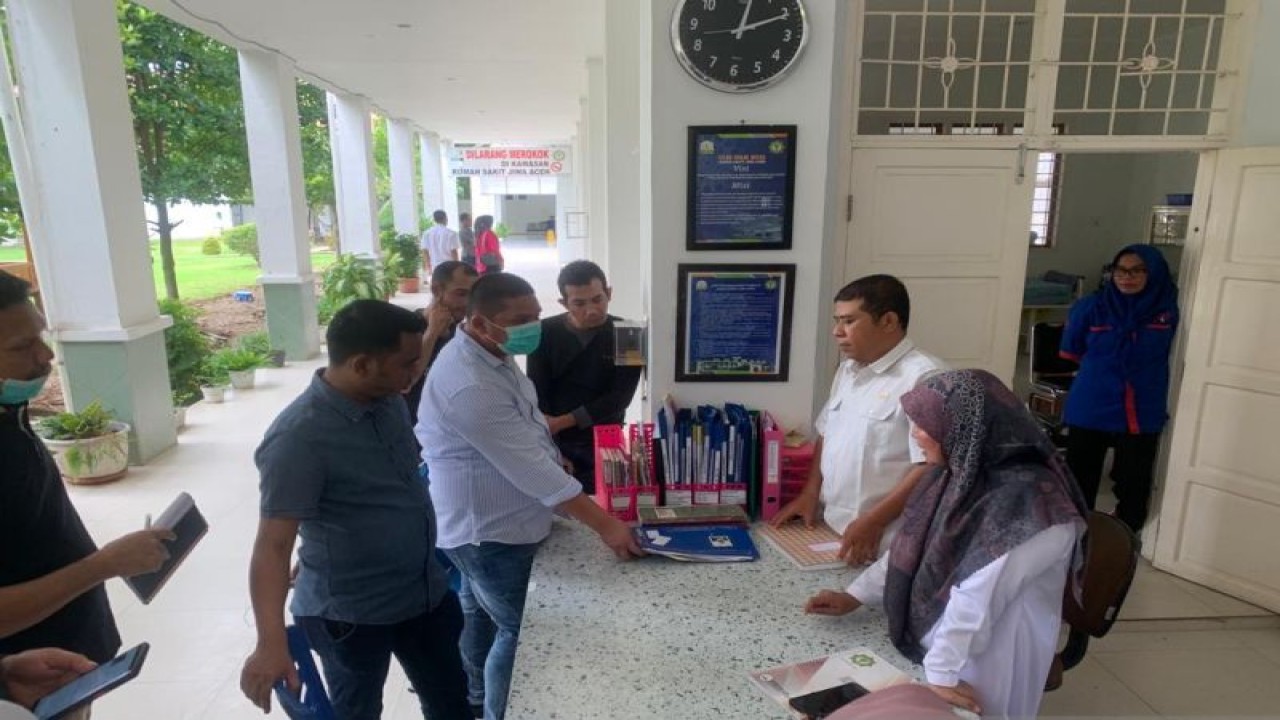 Arsip - Komisi V DPRA saat melakukan sidak di RS Jiwa Aceh, di Banda Aceh, Sabtu (12/11/2022). ANTARA/Rahmat Fajri