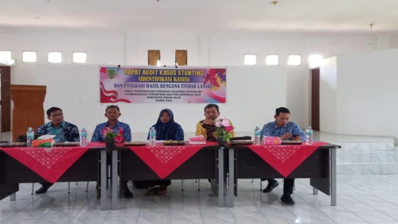 Badan Kependudukan dan Keluarga Berencana (BKKBN) Perwakilan Provinsi Riau Mardalena Wati Yulia bersama Pemerintah Kabupaten Rokan Hilir terus berupaya menurunkan prevalensi stunting di daerah itu 29,7 persen. Antara/HO-Humas BKKBN Riau