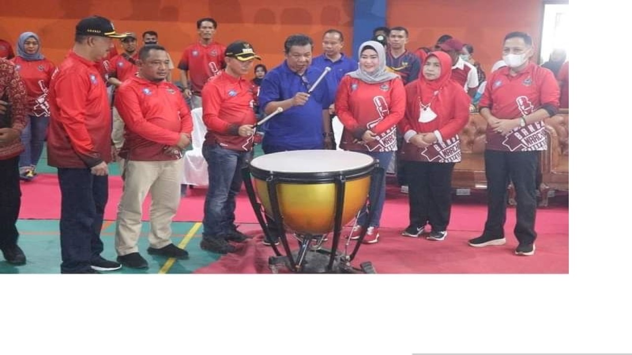 Bupati Bangka Mulkan secara resmi buka lomba Marching Band Bupati Cup 2022. ANTARA/Kasmono