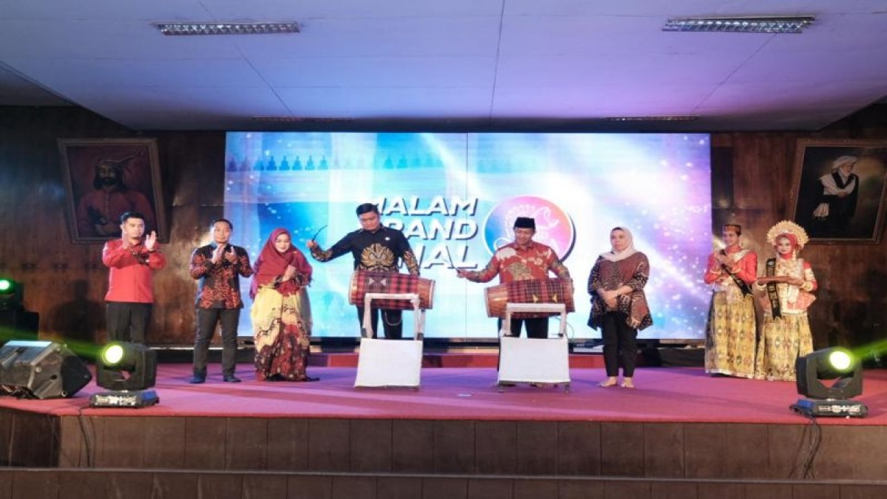 Pembukaan malam Grand Final Pemilihan Taurungka dan Taulolo (pemuda-pemudi) Duta Wisata Gowa tahun 2022, di Istana Tamalate Gowa, Ahad (20/11/2022) malam. ANTARA Foto/HO-Humas Gowa