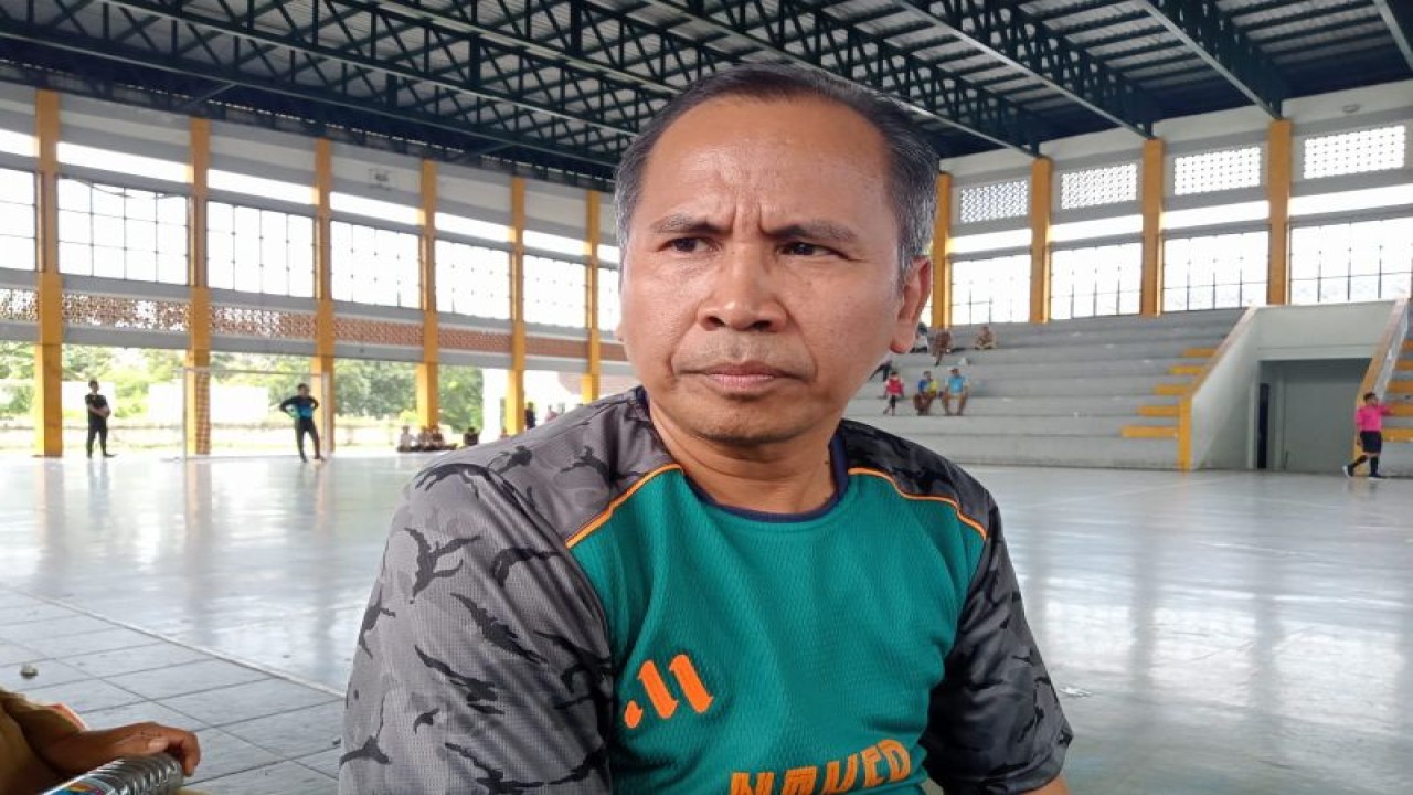 Kepala Dinas Tenaga Kerja (Disnaker) Kota Mataram H Rudi Suryawan. (Foto: ANTARA/Nirkomala)