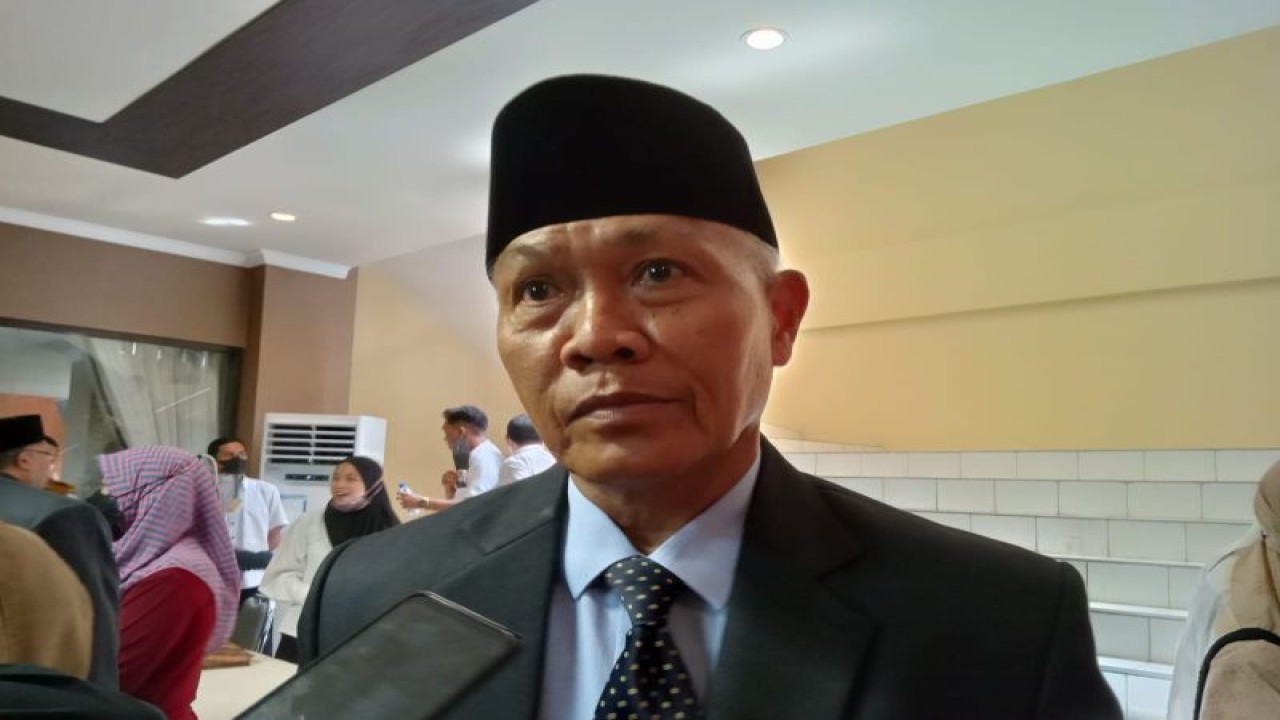 Kepala Dinas Lingkungan Hidup (DLH) Kota Mataram HM Kemal Islam. (Foto: ANTARA/Nirkomala)