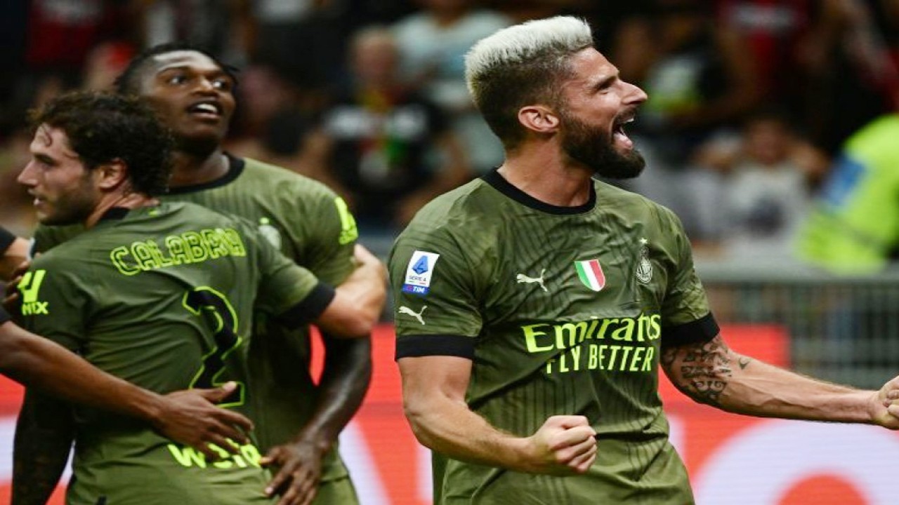 Foto arsip - Pemain AC Milan asal Prancis Olivier Giroud saat pertandingan Serie A melawan Bologna di Milan 27 Agustus 2022 (ANTARA/AFP/MIGUEL MEDINA)