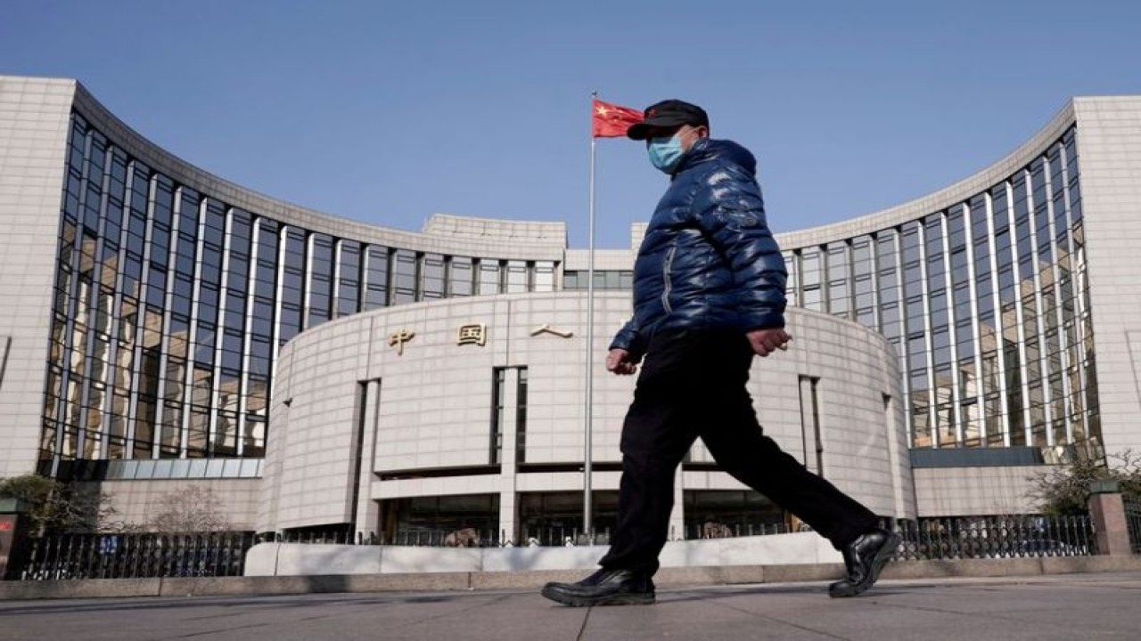 Foto Dokumen: Kantor pusat bank sentral China, People's Bank of China, di Beijing, 3 Februari 2020. ANTARA/REUTERS/Jason Lee