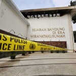 Garis polisi dipasang di Gedung Bappelitbang, Balai Kota Bandung, Jawa Barat. ANTARA/HO-Humas Pemkot Bandung-1668416929