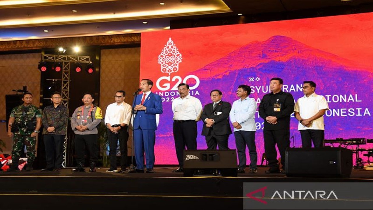 Presiden RI Joko Widodo (Jokowi) menghadiri Syukuran Panitia Nasional Pelaksanaan G20 Tahun 2022, Nusa Dua, Bali, Kamis (17/11/2022). ANTARA/HO-Biro Pers Sekretariat Presiden-Lukas/pri.