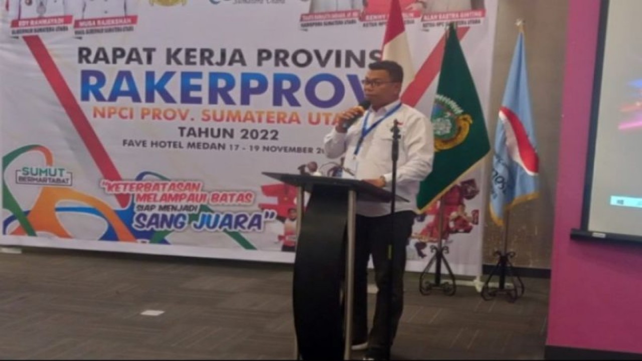 Kadispora Sumut Tuahta Saragih saat membuka Rakerprov NPC Sumut (ANTARA/HO)