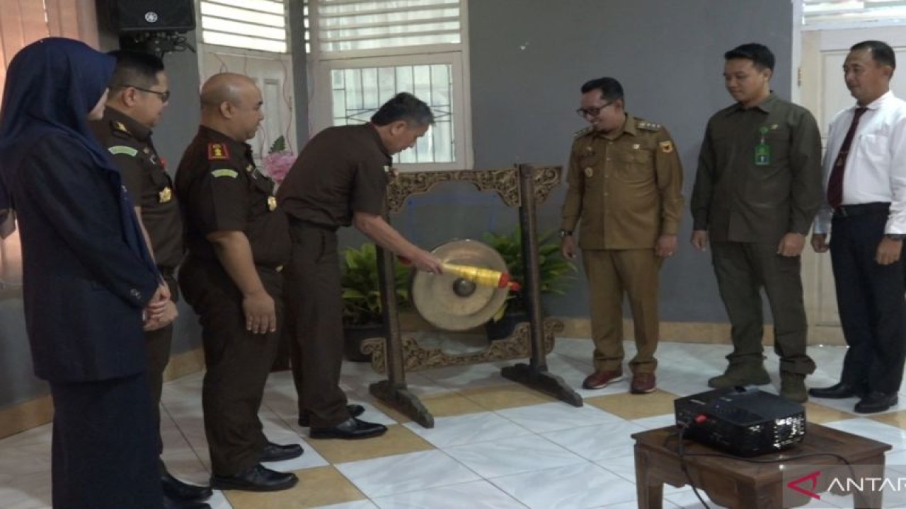 Kajati Sumbar resmikan dua rumah restorative justice di Tanah Datar (ANTARA FOTO/Etri Saputra)