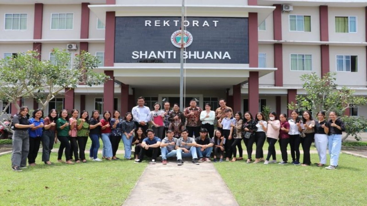 Kampus Institut Shanti Buana. ANTARA/Dedi