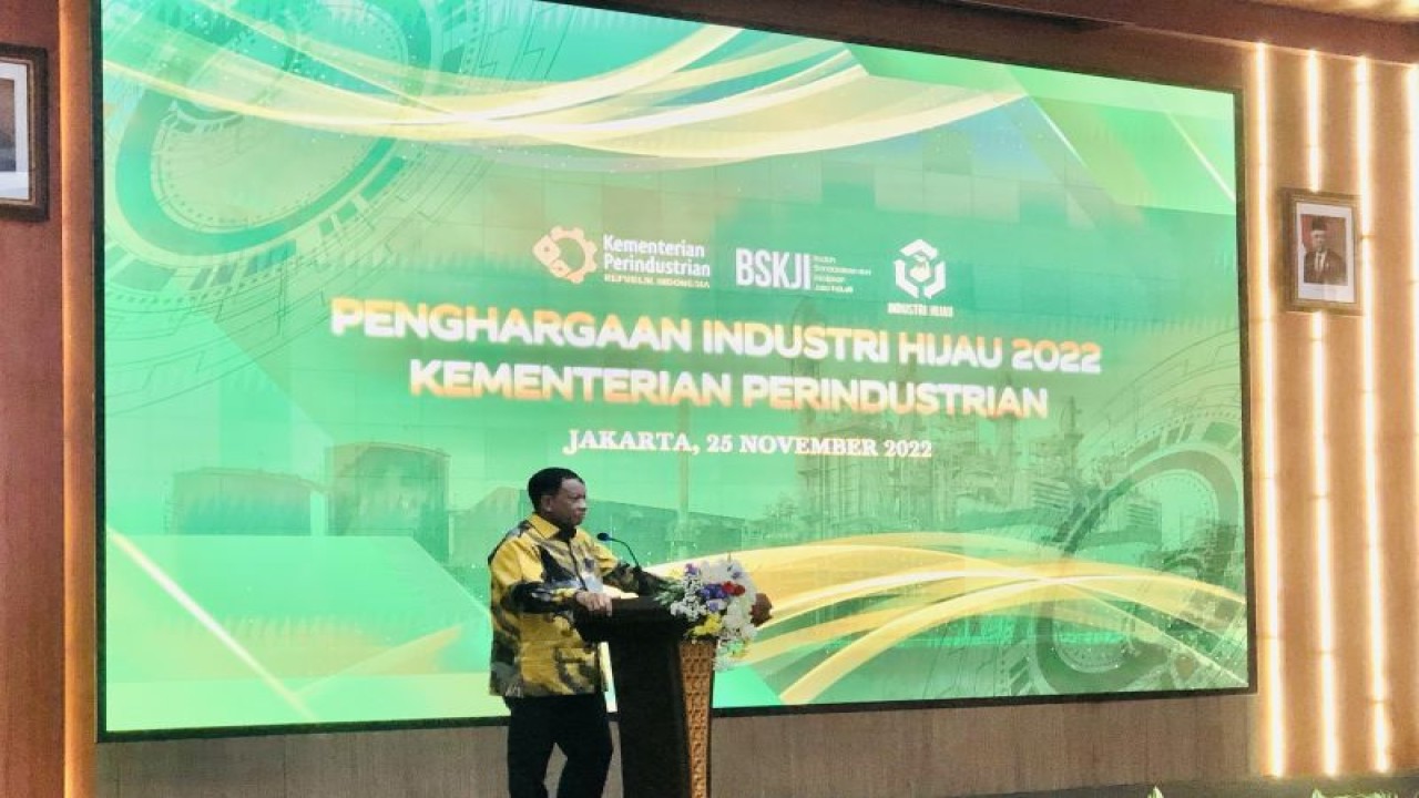 Kepala Pusat Industri Hijau Badan Standardisasi dan Kebijakan Jasa Industri Kemenperin Herman Supriadi di Jakarta, Jumat. (ANTARA/ Sella Panduarsa Gareta)
