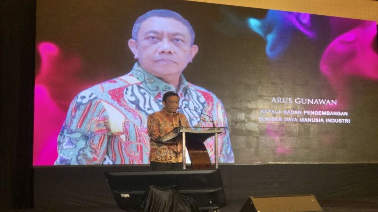 Kepala Kepala Badan Pengembangan Sumber Daya Manusia Industri (BPSDMI) Arus Gunawan pada Industrial Vocational Year 2022 di Jakarta, Jumat. (ANTARA/ Sella Panduarsa Gareta)