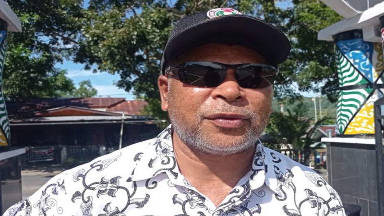 Kepala Bidang SMK Dinas Pendidikan Papua Barat Arius Mofu. (ANTARA/Rachmat Julaini)