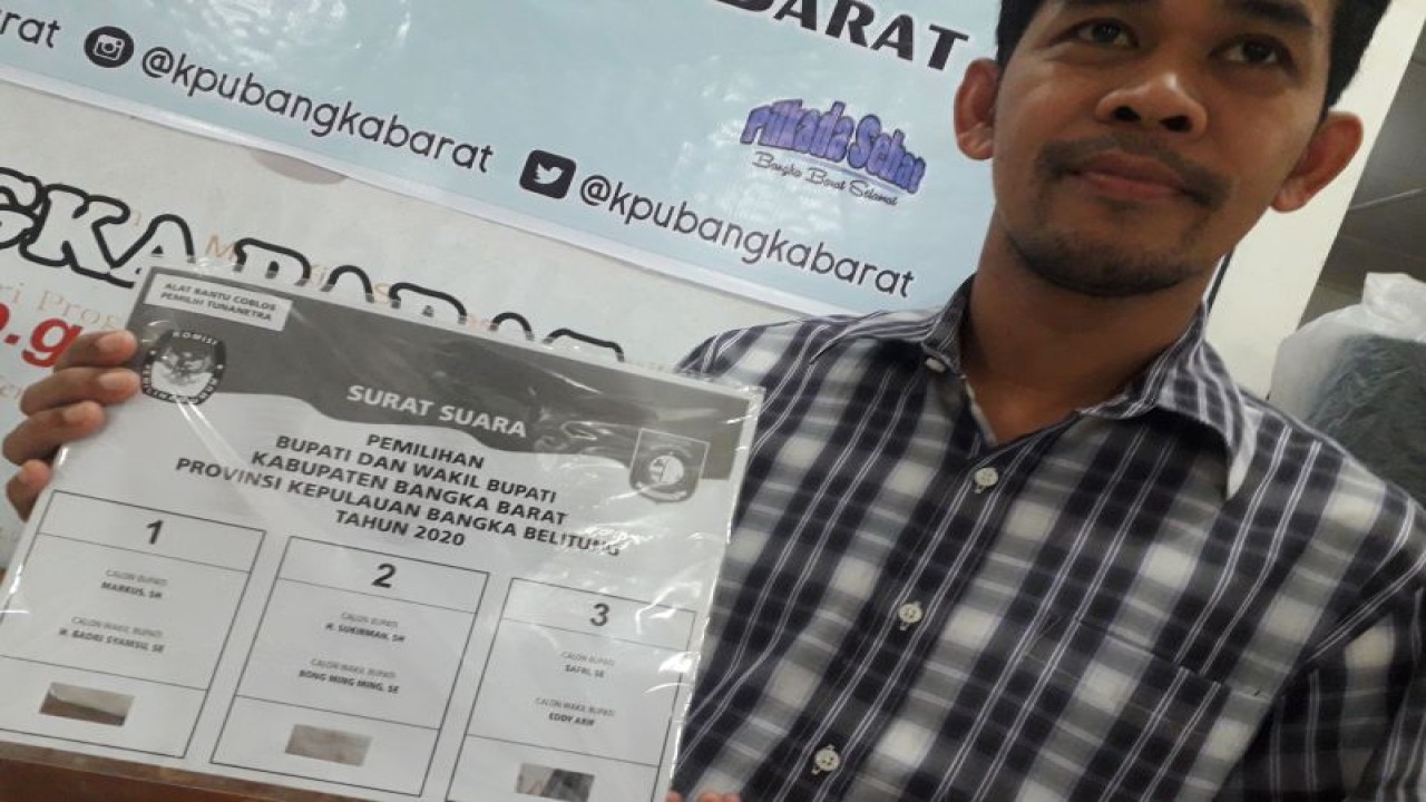 Ketua KPU Kabupaten Bangka Barat Pardi. (ANTARA/ Donatus Dasapurna)