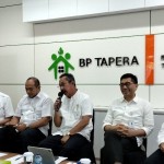 Komisioner BP Tapera Adi Setianto (tengah) dalam konferensi pers di Kantor BP Tapera, Jakarta, Senin (21/11/2022). ANTARA/Aji Cakti-1669003057