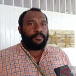 Koordinator Papua Muda Inspiratif Papua Barat, Simon Tabuni. (ANTARA/Rachmat Julaini)-1669027509