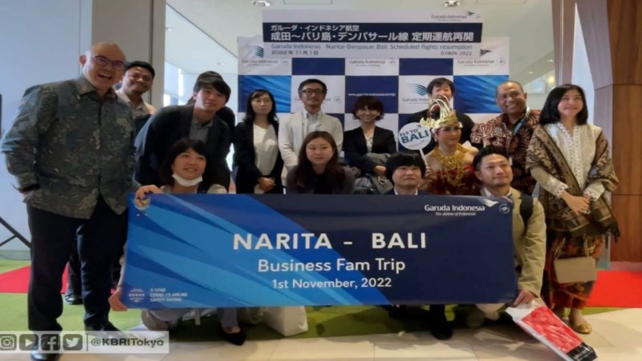 Peresmian penerbangan rute Tokyo-Denpasar PP yang dihadiri oleh Direktur Utama Garuda Indonesia Irfan Setiaputra dan perwakilan KBRI Tokyo. (KBRI Tokyo)