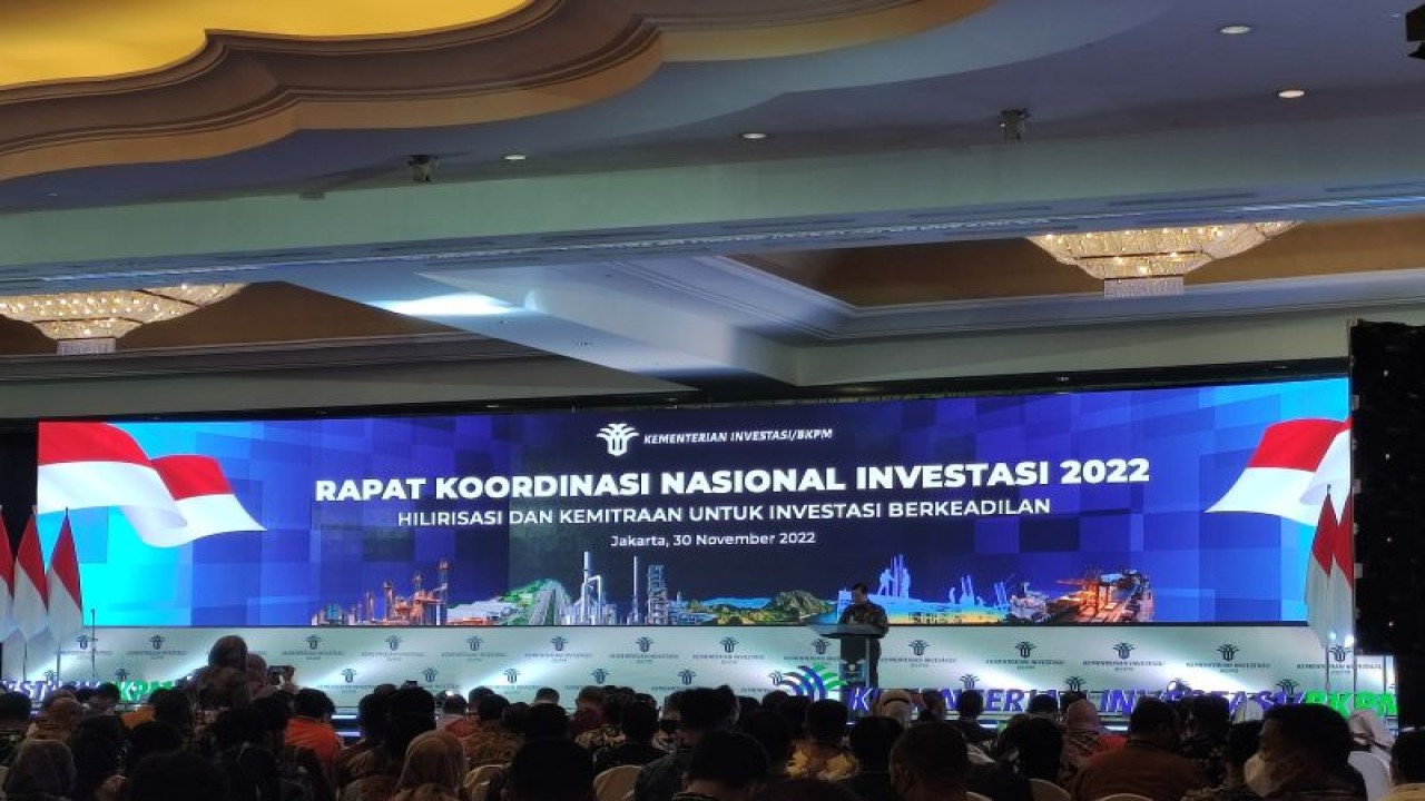 Menko Kemaritiman dan Investasi Luhut Binsar Pandjaitan dalam Rakornas Investasi 2022 di Jakarta, Rabu (30/11/2022). (ANTARA/Ade Irma Junida)