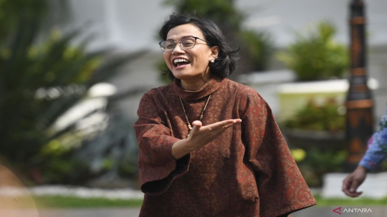 Menteri Keuangan Sri Mulyani Indrawati di Kompleks Istana Kepresidenan, Jakarta, Selasa (1/11/2022). . ANTARA FOTO/Hafidz Mubarak A/hp.