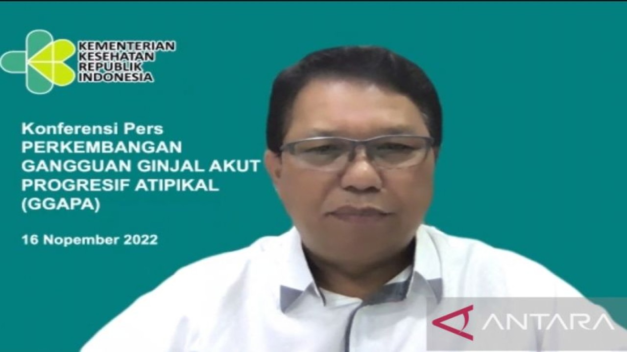 Juru Bicara Kementerian Kesehatan RI Mohammad Syahril menyampaikan penjelasan kepada wartawan terkait situasi terkini kasus Gangguan Ginjal Akut yang diikuti dalam jaringan di Jakarta, Rabu (16/11/2022). (ANTARA/Andi Firdaus).