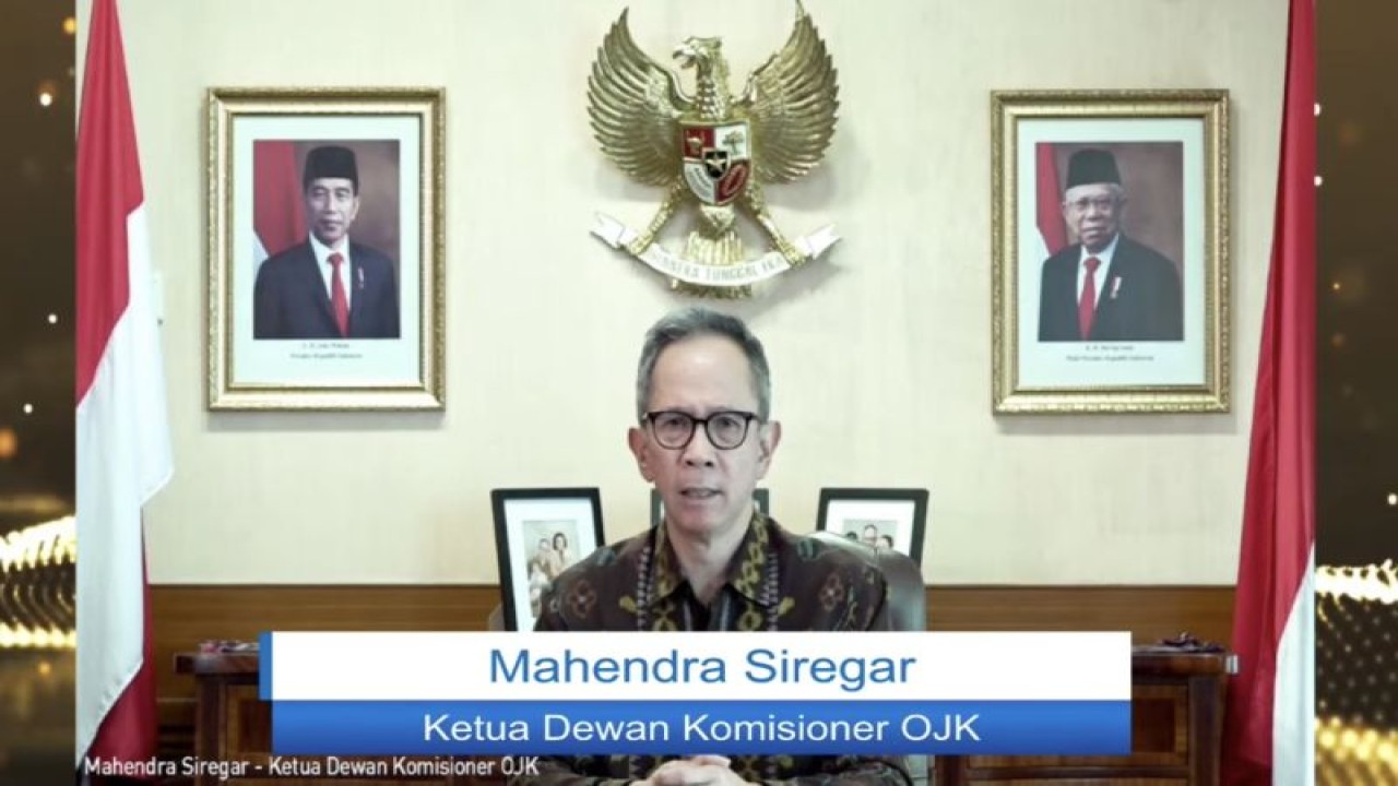 Tangkapan layar Ketua Dewan Komisioner Otoritas Jasa Keuangan (OJK) Mahendra Siregar dalam acara Infobank bertajuk Top 100 CEO’s and The Next Leader Forum 2022 di Jakarta, Rabu (23/11/2022). (ANTARA/AstridFaidlatulHabibah)