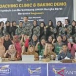 Panitia bersama peserta pelatihan inovasi produk UMKM di Kabupaten Bangka Barat. (ANTARA/HO-Diskominfo Bangka Barat)-1668478323