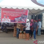 Pasar Murah Disperindag Maluku di Kota Ambon, Senin (14/11/2022). (ANTARA/John Soplanit)-1668407290