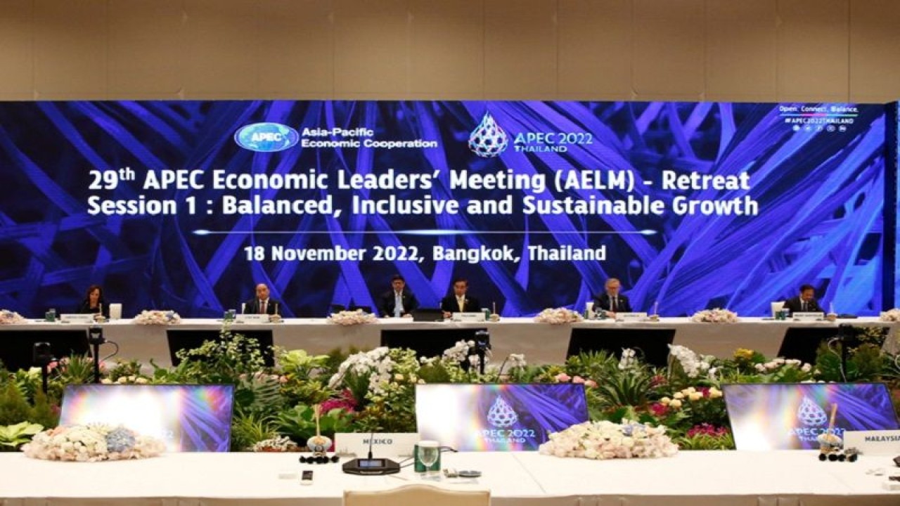 Pertemuan Pemimpin Kelompok Kerja Sama Ekonomi Asia-Pasifik (APEC) ke-29 berlangsung di Bangkok, Thailand pada Jumat dan Sabtu (18-19/11/2022). (ANTARA/HO-Sekretariat APEC)