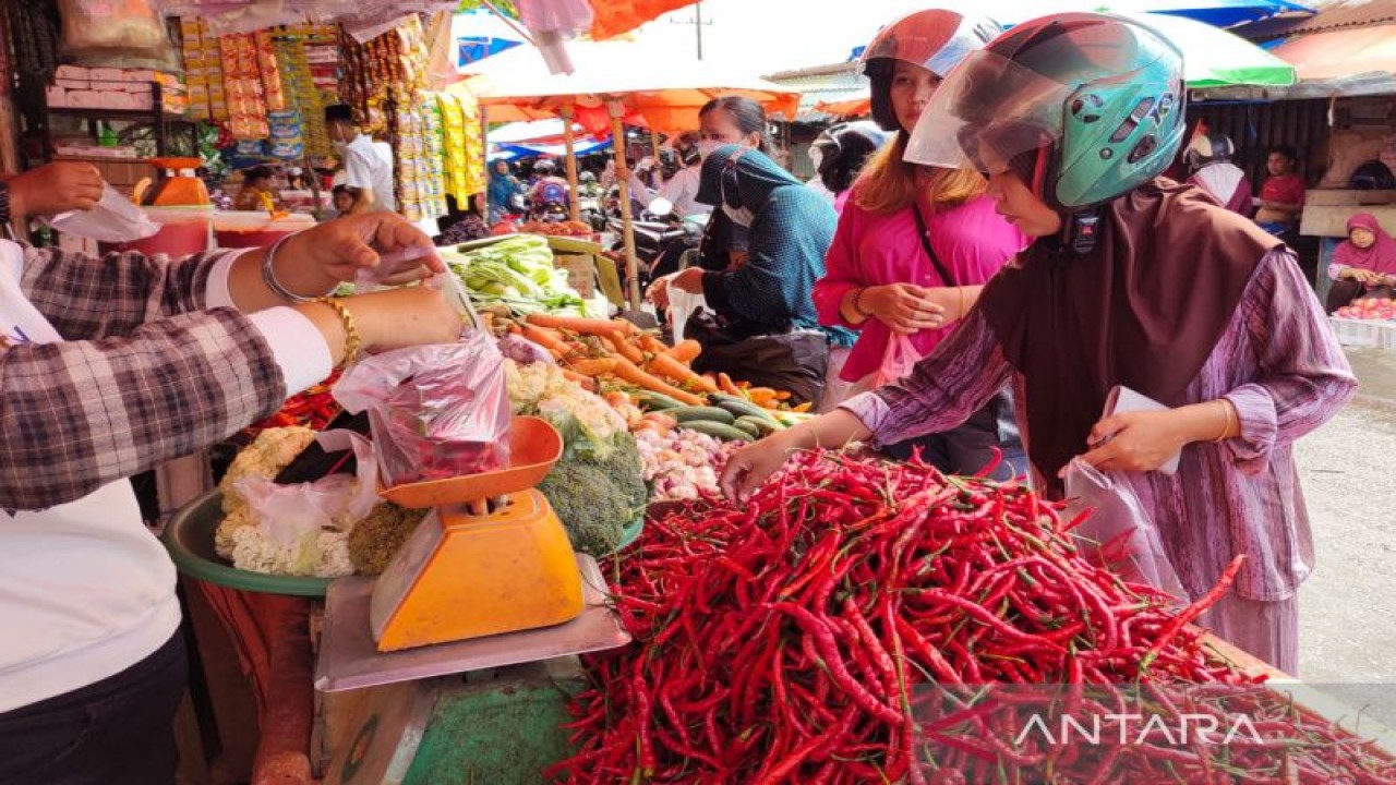 Perum Bulog Divre Bengkulu pastikan kebutuhan pangan masyarakat terpenuhi hingga akhir 2022.