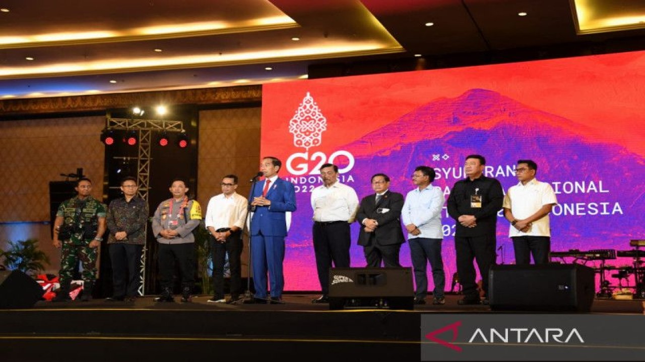 Presiden RI Joko Widodo (Jokowi) menghadiri Syukuran Panitia Nasional Pelaksanaan G20 Tahun 2022, Nusa Dua, Bali, Kamis (17/11/2022). ANTARA/HO-Biro Pers Sekretariat Presiden/Lukas