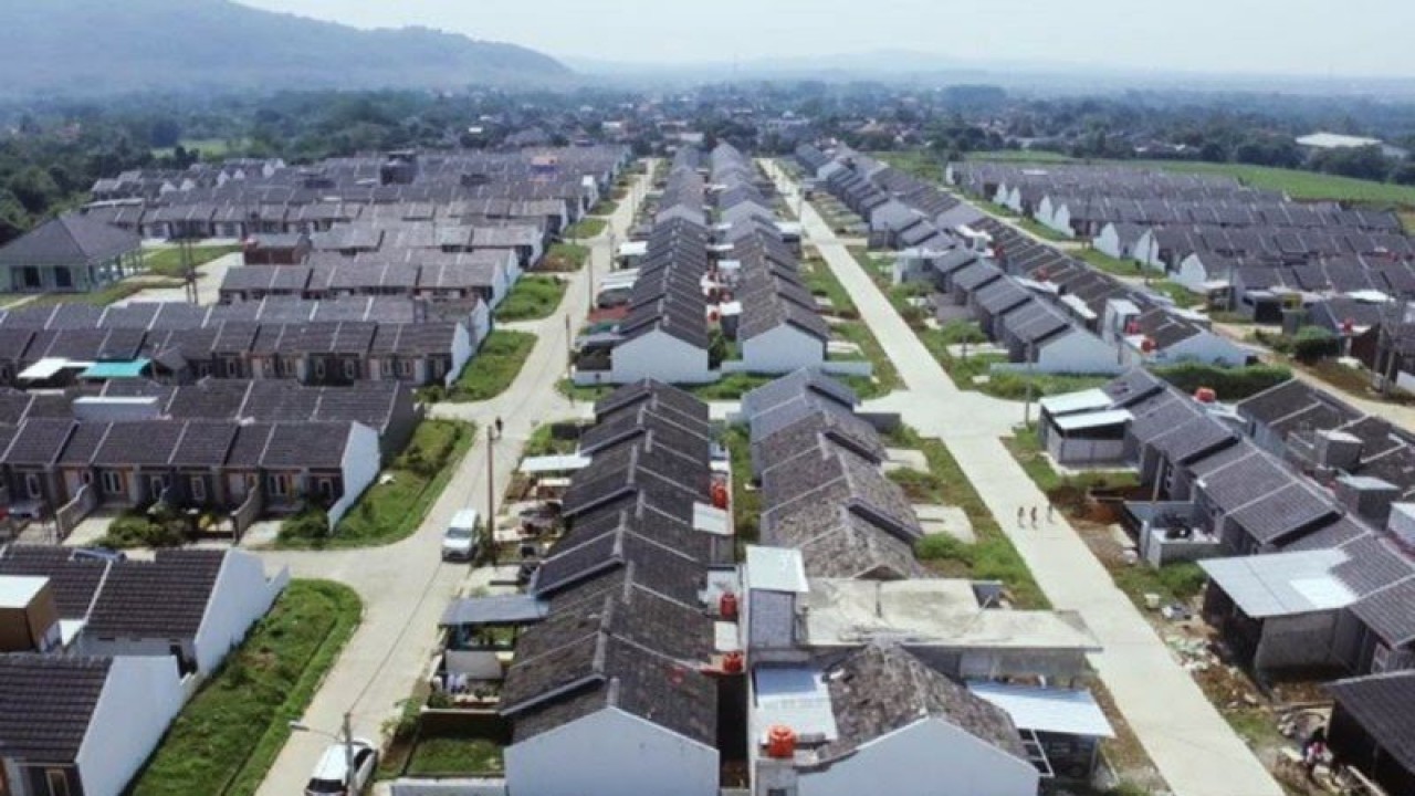 Foto aerial deretan perumahan. (ANTARA/HO-Kementerian PUPR/am)