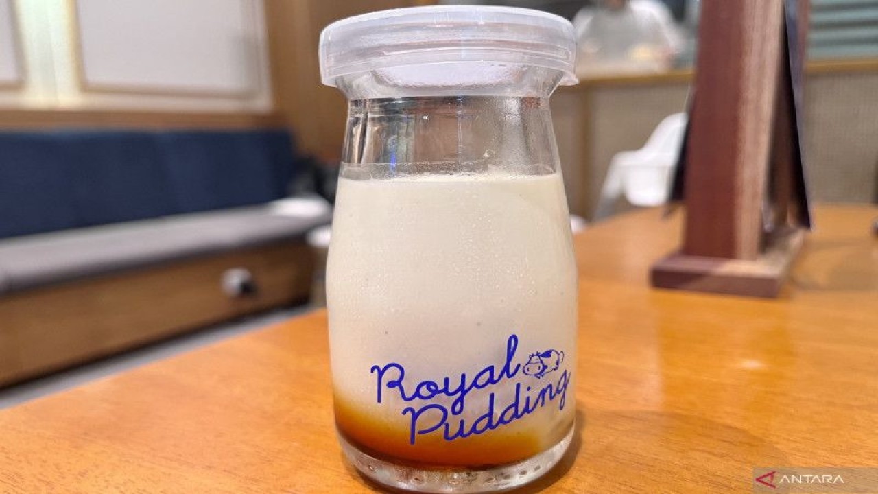 Royal Pudding di Paris Baguette (ANTARA/Nanien Yuniar)