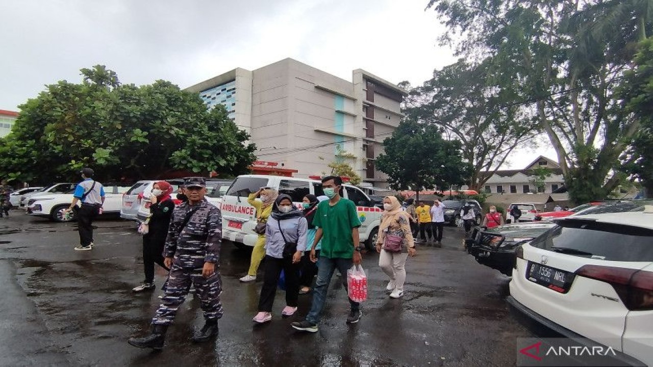 Suasana di RSUD Cianjur pasca gempa susulan. (ANTARA/Bagus Ahmad Rizaldi)