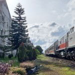 Seluruh perjalanan kereta api (KA) di wilayah kerja Daop 1 Jakarta saat ini dalam kondisi aman, lancar dan terkendali-1669089734