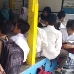 Siswa kelas 6 SD Negeri Bangunrejo 2 Yogyakarta belajar tambahan pelajaran-1668054953