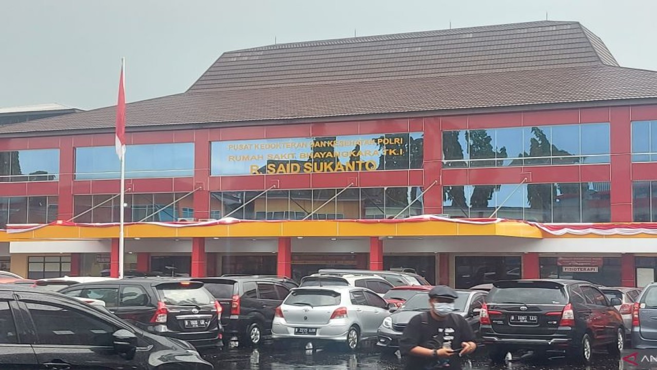 Suasana RS Polri Kramat Jati, Jakarta, Kamis (2/6/2022). ANTARA/Yogi Rachman