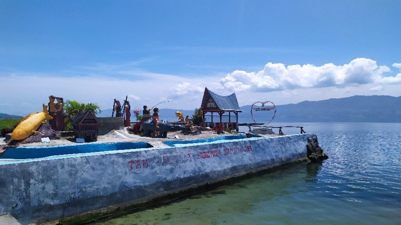 Taman Wisata Legenda Danau Toba di Desa Siall agan, Kecamatan Simanindo, Kabupaten Samosir. (Foto Antara Sumut/Waristo)