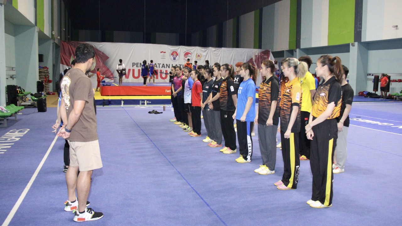 Tim Wushu Malaysia dan Indonesia