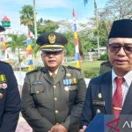 Wakil Bupati Bangka Syahbudin usai upacara Hari Pahlawan 10 November di Taman Makam Pahlawan Padma Satria Sungailiat (ANTARA/Kasmono)-1668065973