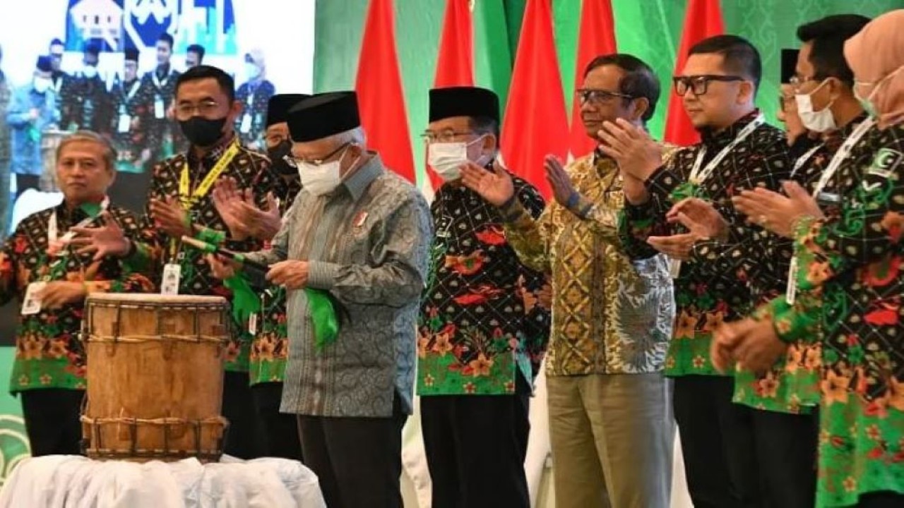 Wapres KH Ma'ruf Amin saat membuka Musyawarah Nasional (Munas) XI KAHMI, di Sriti Convention Hall Palu, Kota Palu, Provinsi Sulawesi Tengah (Sulteng), Jumat (25/11/2022). (RR/AS, BPMI-Setwapres)
