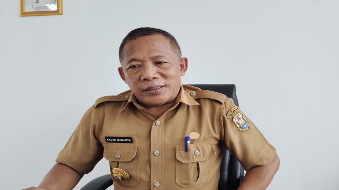 Kepala Dinas Ketahanan Pangan Kota Bandarlampung, Kadek Sumartha, di Bandarlampung, Selasa, (6/12/2022). (ANTARA/Dian Hadiyatna)