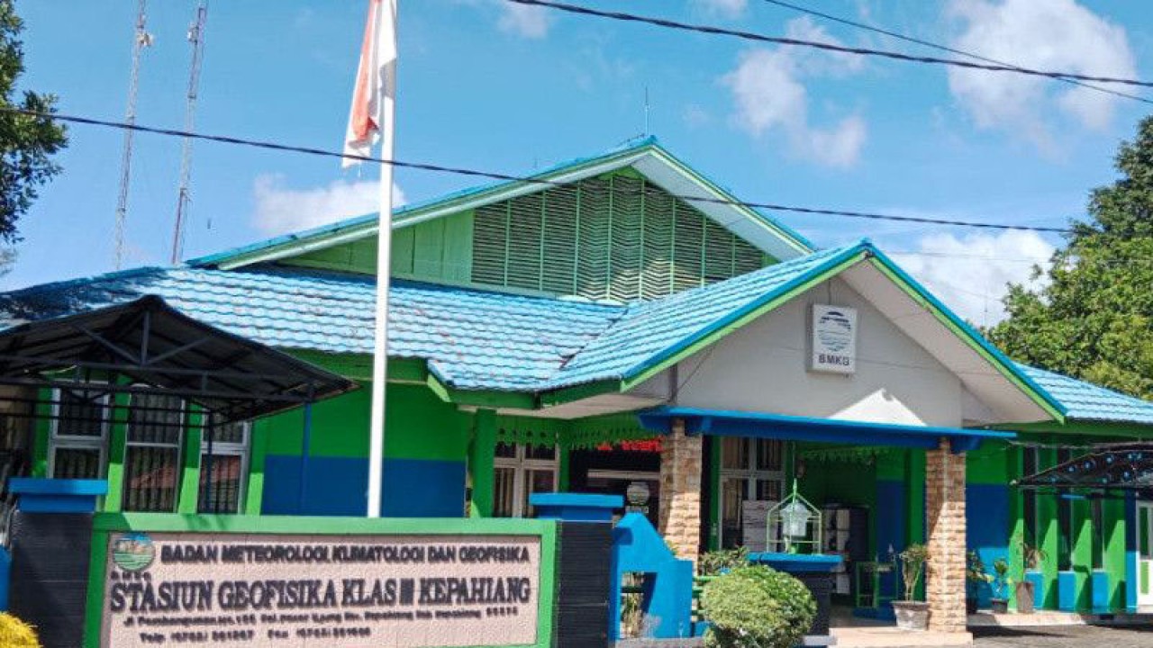 Kantor Geofisika BMKG di Kabupaten Kepahiang. ANTARA/Anggi Mayasari