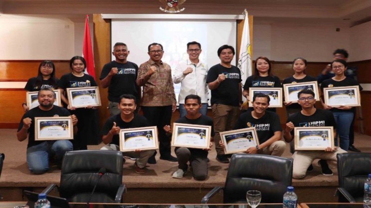 Sekretaris Daerah (Sekda) Buleleng, Bali, Gede Suyasa, menghadiri "Business Mentoring" yang digelar HIPMI Buleleng di Kantor Bupati Buleleng, Jumat (2/9/2022). ((Antara News Bali/Bgs/2022))