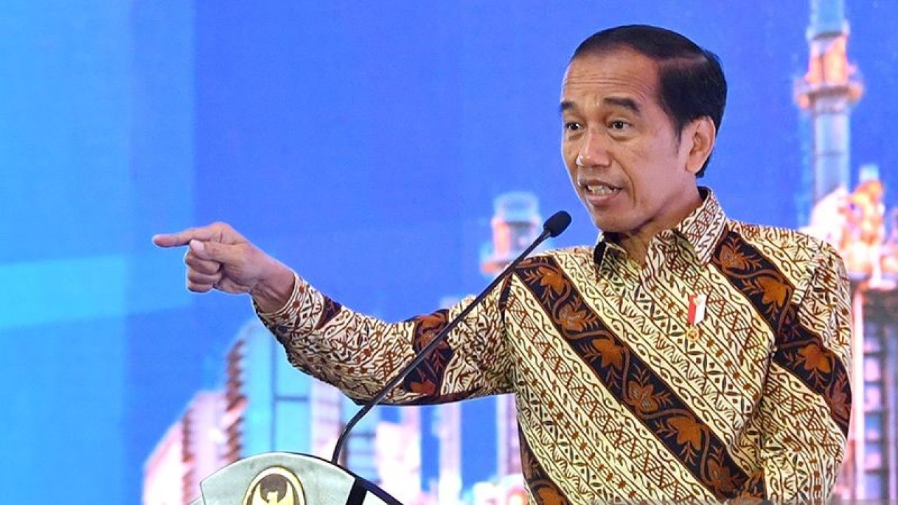 Presiden Joko Widodo menyampaikan sambutan dalam Rapat Koordinasi Nasional Investasi Tahun 2022 di Jakarta, Rabu (30/11/2022). ANTARA/HO-Biro Pers Setpres/Rusman/aa.