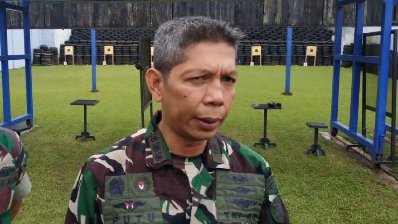 Komandan Pangkalan Udara TNI AU Husein Sastranegara, Kolonel Pnb I Gusti Putu Setia Darma. ANTARA/Bagus A Rizaldi