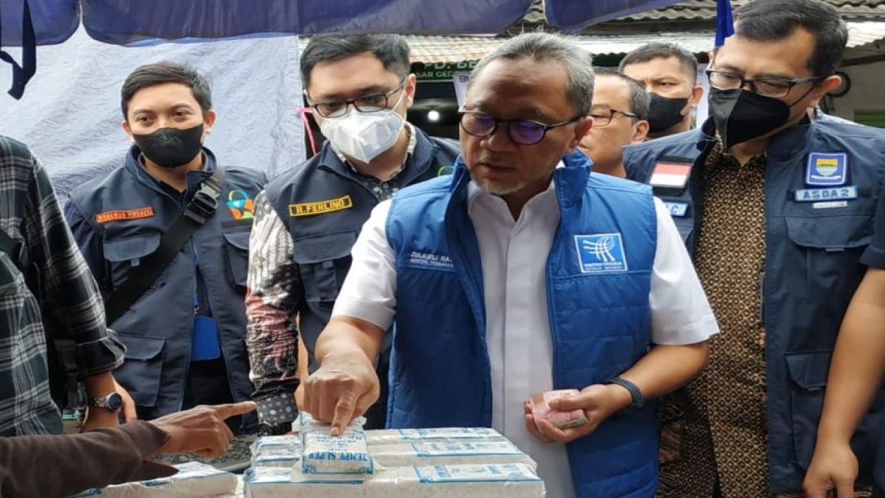 Menteri Perdagangan (Mendag) Zulkifli Hasan, Saat Peninjauan Pasokan ...