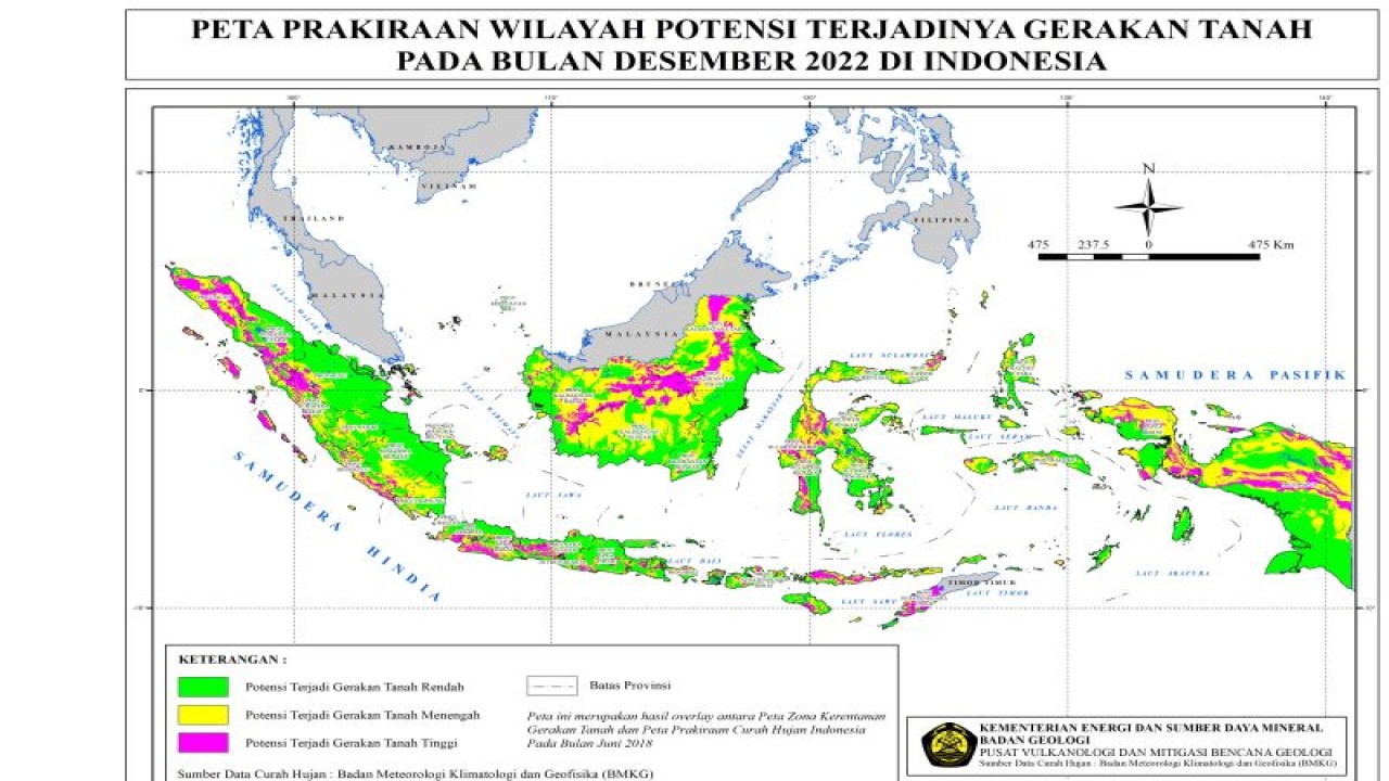 Peta prakiraan wilayah potensi terjadinya gerakan tanah di Indonesia pada Desember 2022. (ANTARA/HO-PVMBG)