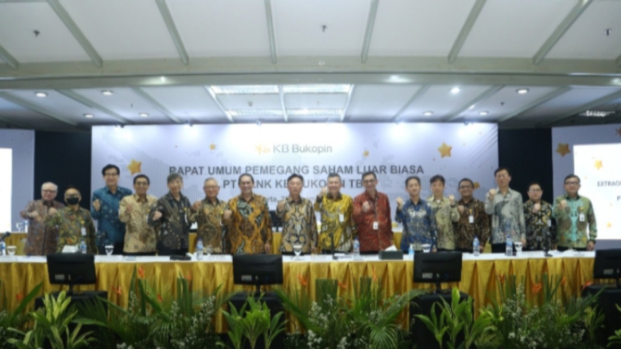 Rapat Umum Pemegang Saham Luar Biasa (RUPSLB) di Kantor Pusat KB Bukopin, Jakarta, Selasa (30/11/2022). (ANTARA/HO-Bank KB Bukopin)