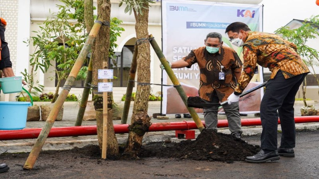 Salah Satu Kegiatan Tanggung Jawab Sosial Dan Lingkungan Tjsl Pt Kai